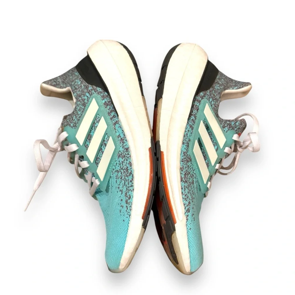 Adidas Ultraboost Light Flash Aqua Blue Low Top‎ Running Shoes Sz 8.5 Women's